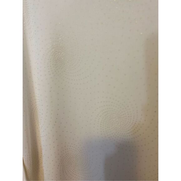 Chico’s Travelers Collection Pullover Blouse  in Cream with Gold accents Size 3 - Picture 2 of 7